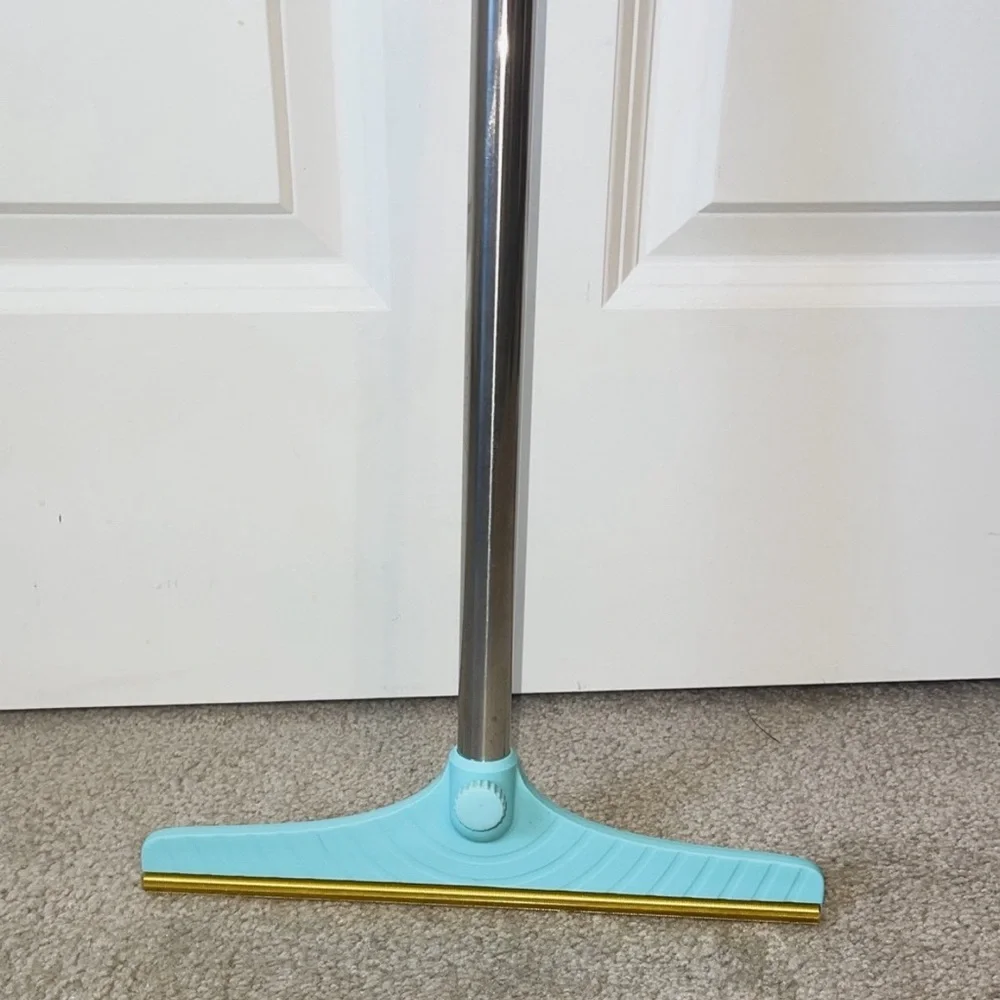 Full sized standing 3 foot 10” Pet hair remover brush for carpets. Like new.
